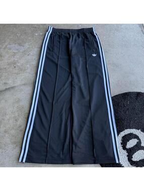 Y2K Adidas Baggy Wide Leg Sweatpants